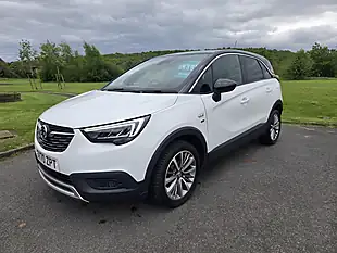 Used 2020 Vauxhall Crossland X Griffin White - Interior and Exterior details 3
