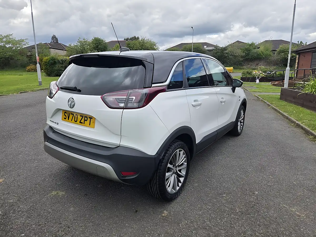 Used 2020 Vauxhall Crossland X Griffin White - Interior and Exterior details 4