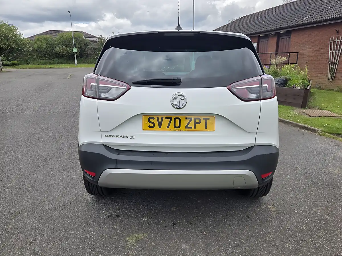 Used 2020 Vauxhall Crossland X Griffin White - Interior and Exterior details 7