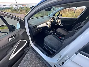 Used 2020 Vauxhall Crossland X Griffin White - Interior and Exterior details 14