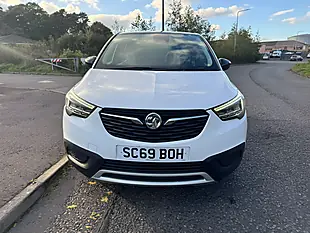 Used 2020 Vauxhall Crossland X Griffin White - Interior and Exterior details 2