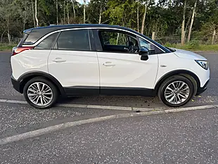 Used 2020 Vauxhall Crossland X Griffin White - Interior and Exterior details 5