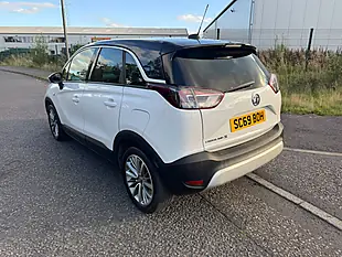 Used 2020 Vauxhall Crossland X Griffin White - Interior and Exterior details 9