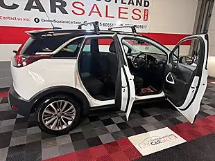 Used 2020 Vauxhall Crossland X Griffin White - Interior and Exterior details 11