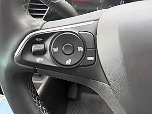 Used 2020 Vauxhall Crossland X Sport White - Interior and Exterior details 19