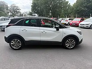 Used 2020 Vauxhall Crossland X Sport White - Interior and Exterior details 8