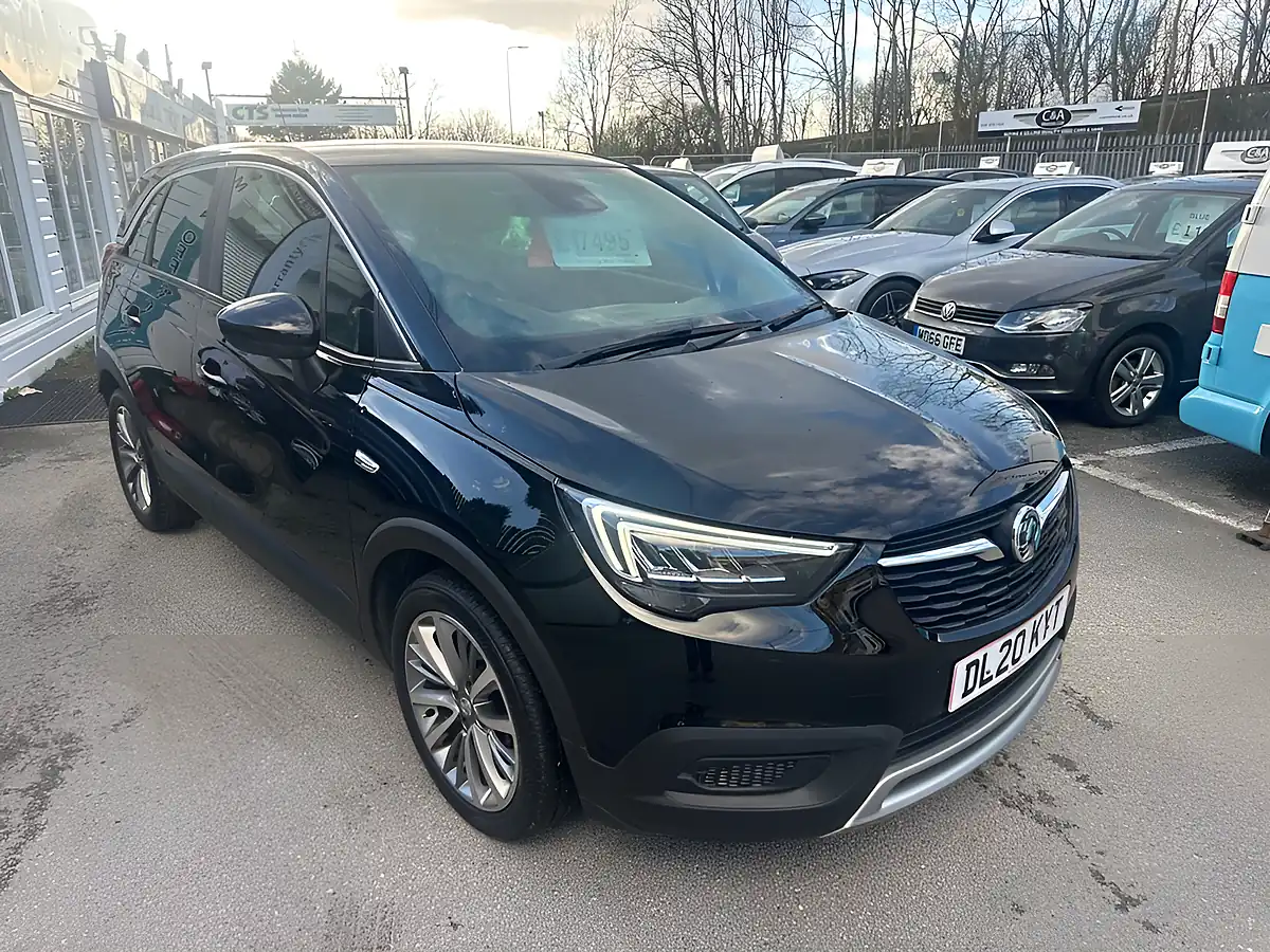 Used 2020 Vauxhall Crossland X Sri Nav Black - Front View