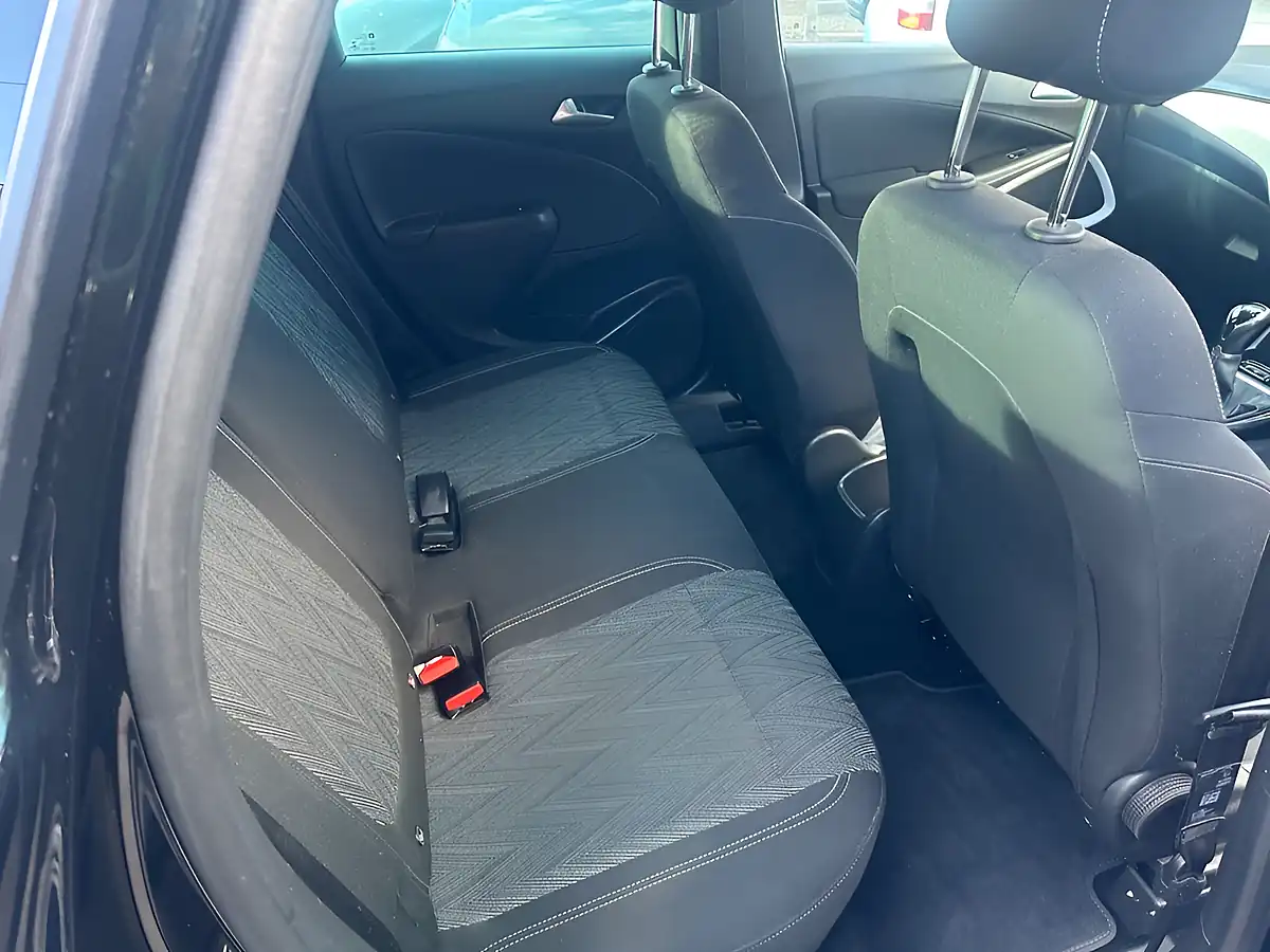 Used 2020 Vauxhall Crossland X Sri Nav Black - Interior and Exterior details 10