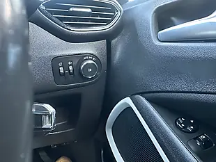 Used 2020 Vauxhall Crossland X Sri Nav Black - Interior and Exterior details 20