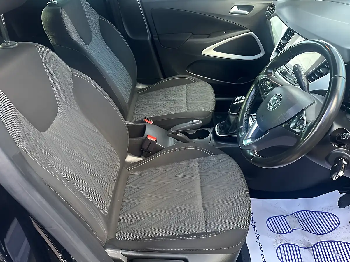 Used 2020 Vauxhall Crossland X Sri Nav Black - Interior and Exterior details 9