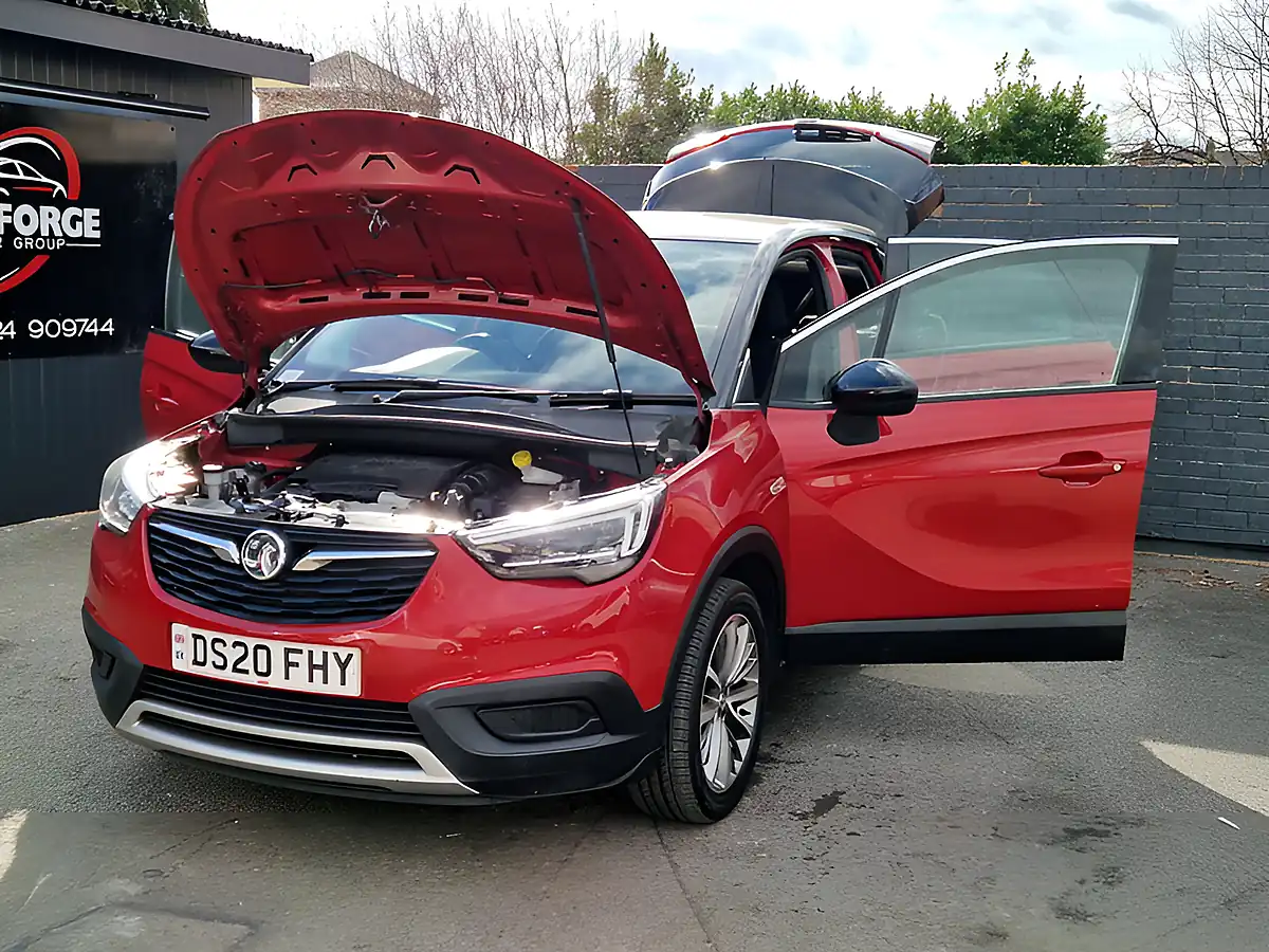 Used 2020 Vauxhall Crossland X Sri Nav Red - Interior and Exterior details 10