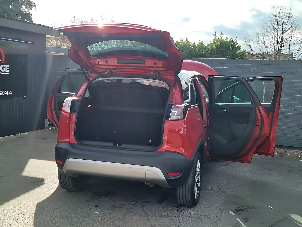 Used 2020 Vauxhall Crossland X Sri Nav Red - Interior and Exterior details 12
