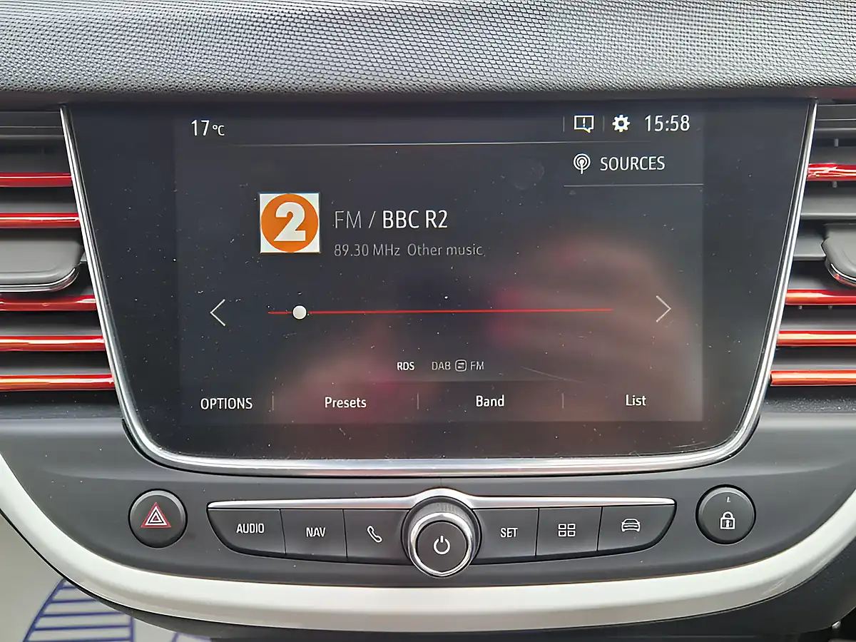 Used 2020 Vauxhall Crossland X Sri Nav Red - Interior and Exterior details 20