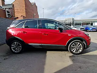 Used 2020 Vauxhall Crossland X Sri Nav Red - Interior and Exterior details 7