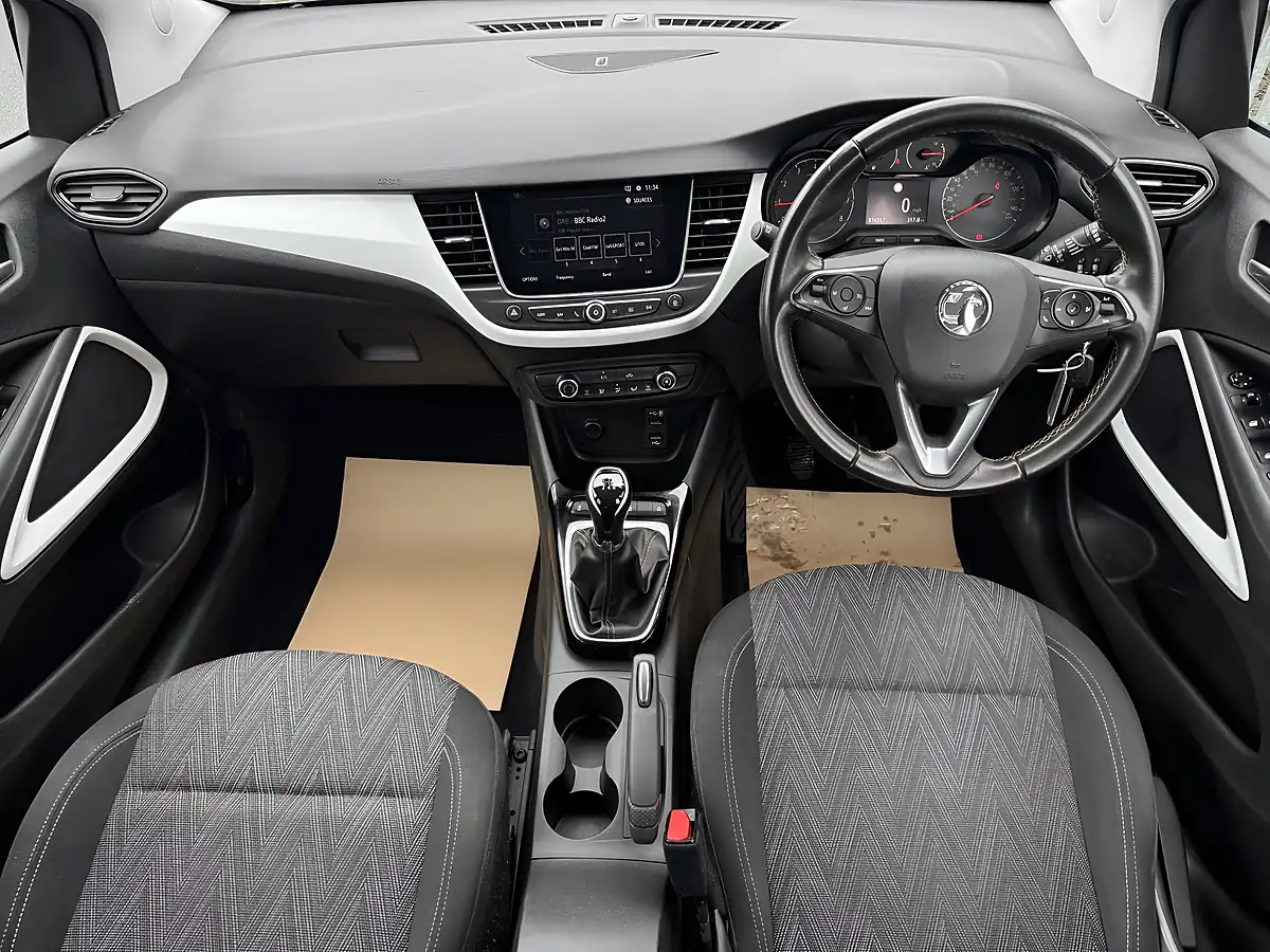 Used 2020 Vauxhall Crossland X Sri Nav White - Interior and Exterior details 13