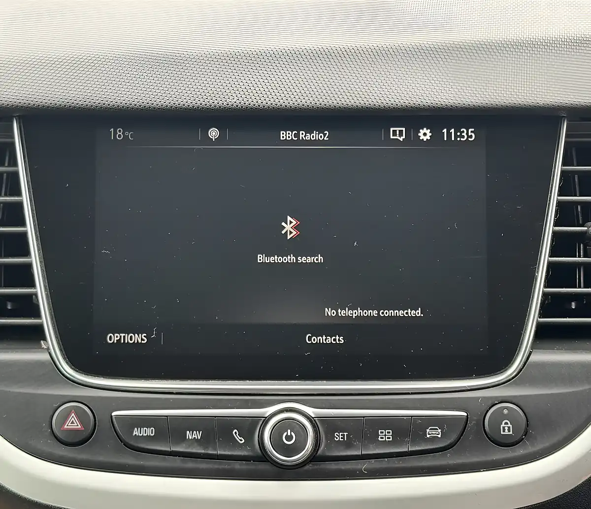 Used 2020 Vauxhall Crossland X Sri Nav White - Interior and Exterior details 16