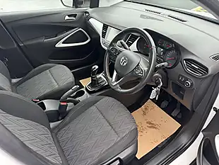Used 2020 Vauxhall Crossland X Sri Nav White - Interior and Exterior details 9