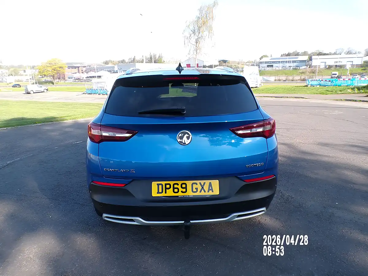 Used 2020 Vauxhall Grandland X Business Edition Blue - Interior and Exterior details 7