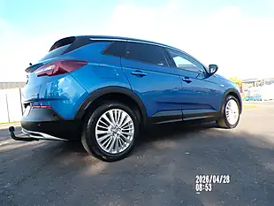 Used 2020 Vauxhall Grandland X Business Edition Blue - Interior and Exterior details 9