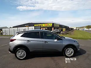 Used 2020 Vauxhall Grandland X Business Edition Grey - Interior and Exterior details 15