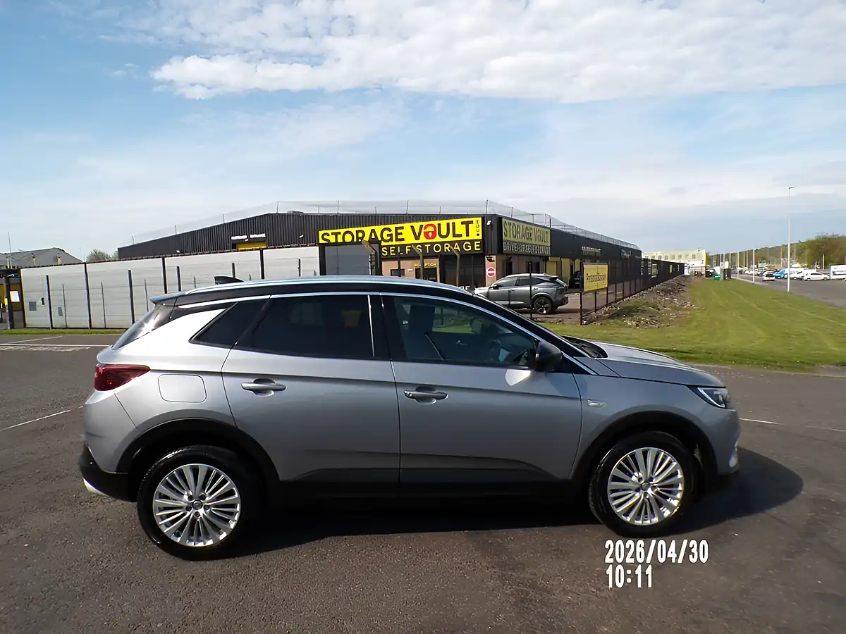 Used 2020 Vauxhall Grandland X Business Edition Grey - Interior and Exterior details 15