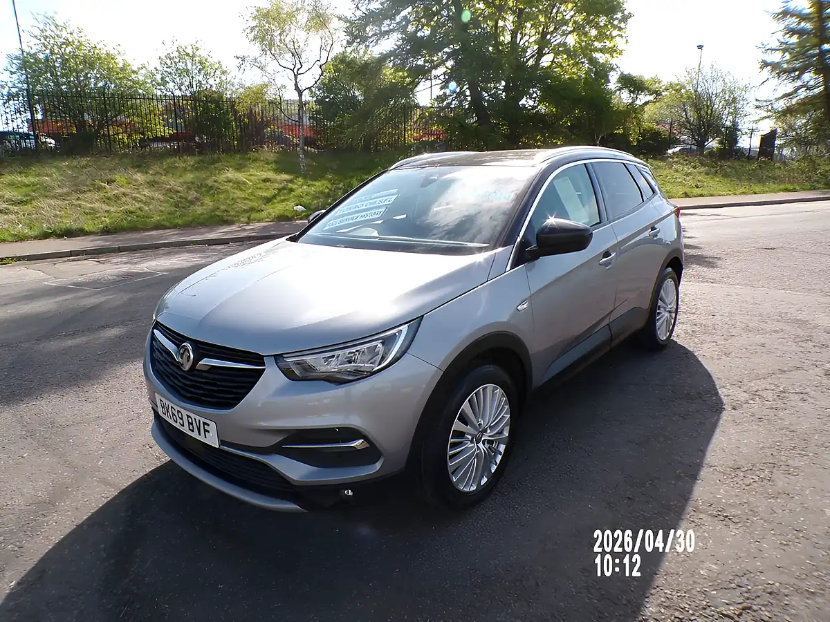 Used 2020 Vauxhall Grandland X Business Edition Grey - Interior and Exterior details 6