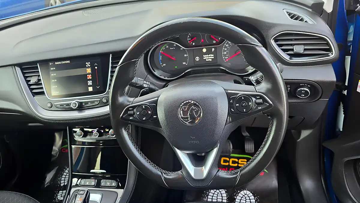 Used 2020 Vauxhall Grandland X Business Edition Nav Blue - Interior and Exterior details 13