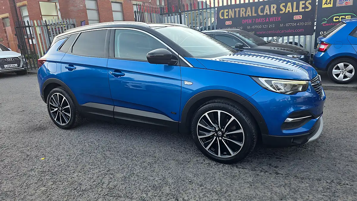 Used 2020 Vauxhall Grandland X Business Edition Nav Blue - Interior and Exterior details 4