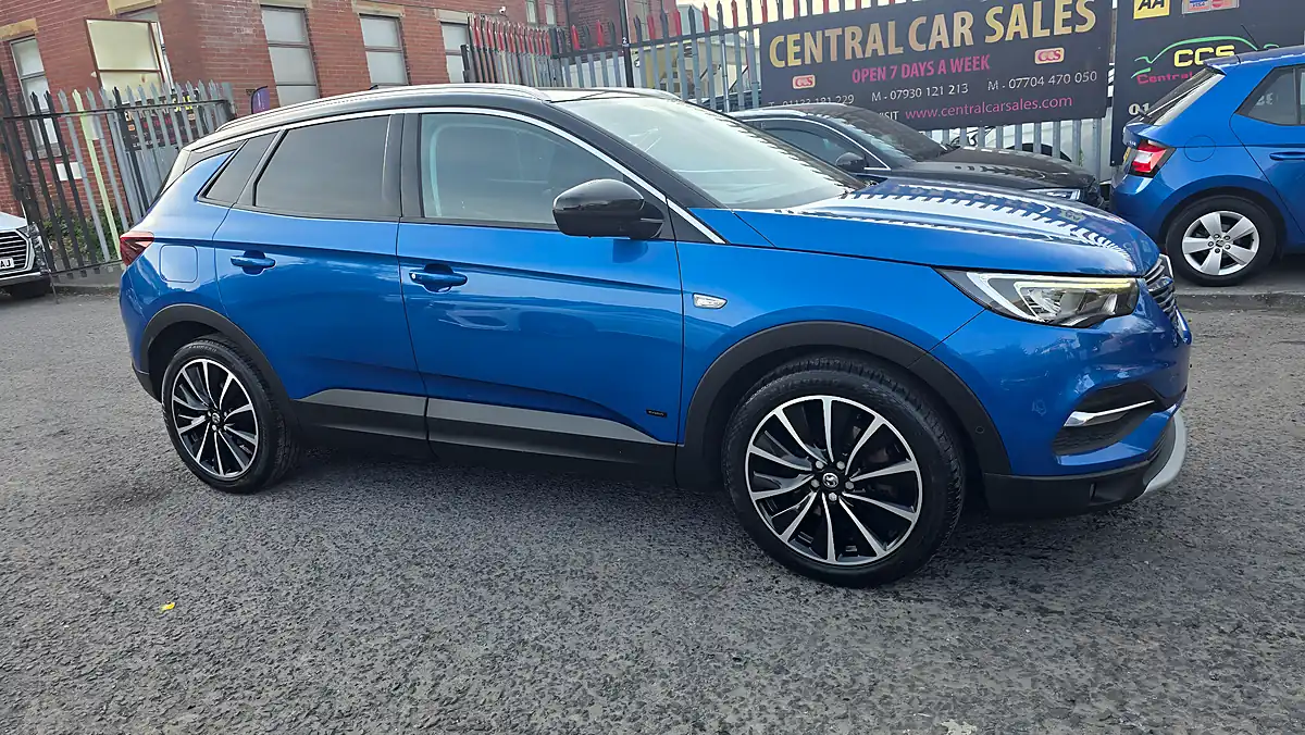 Used 2020 Vauxhall Grandland X Business Edition Nav Blue - Interior and Exterior details 5