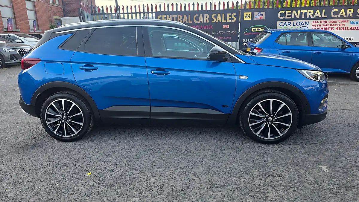 Used 2020 Vauxhall Grandland X Business Edition Nav Blue - Interior and Exterior details 6