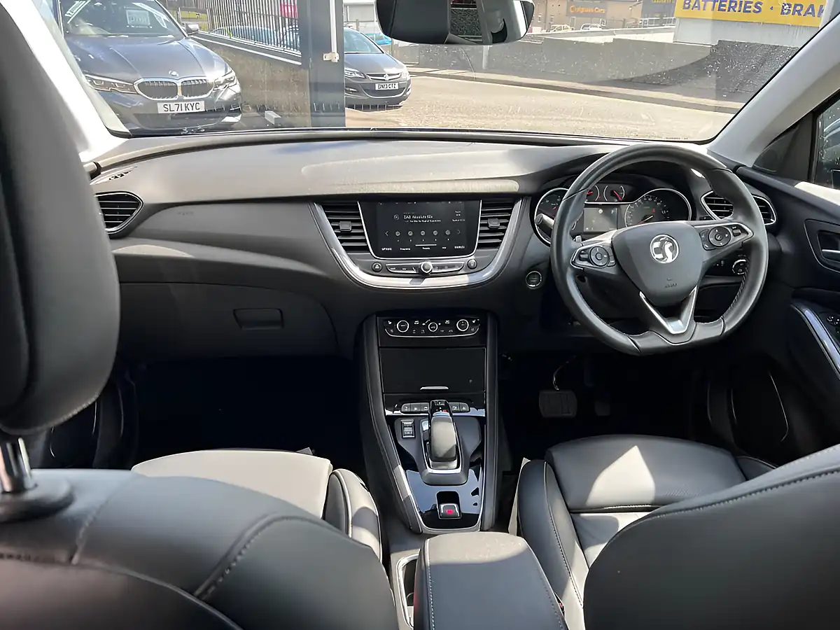 Used 2020 Vauxhall Grandland X Business Edition Nav Premium Grey - Interior and Exterior details 16