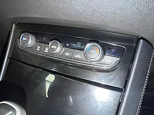 Used 2020 Vauxhall Grandland X Elite Nav Black - Interior and Exterior details 19
