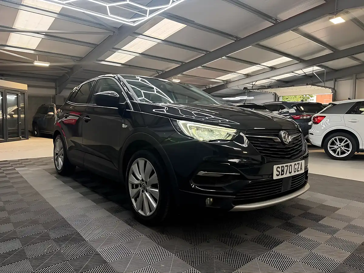 Used 2020 Vauxhall Grandland X Elite Nav Black - Interior and Exterior details 2