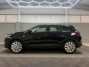 Used 2020 Vauxhall Grandland X Elite Nav Black - Interior and Exterior details 3