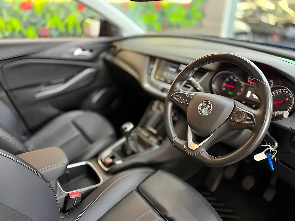 Used 2020 Vauxhall Grandland X Elite Nav Blue - Interior and Exterior details 11
