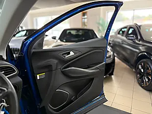Used 2020 Vauxhall Grandland X Elite Nav Blue - Interior and Exterior details 15