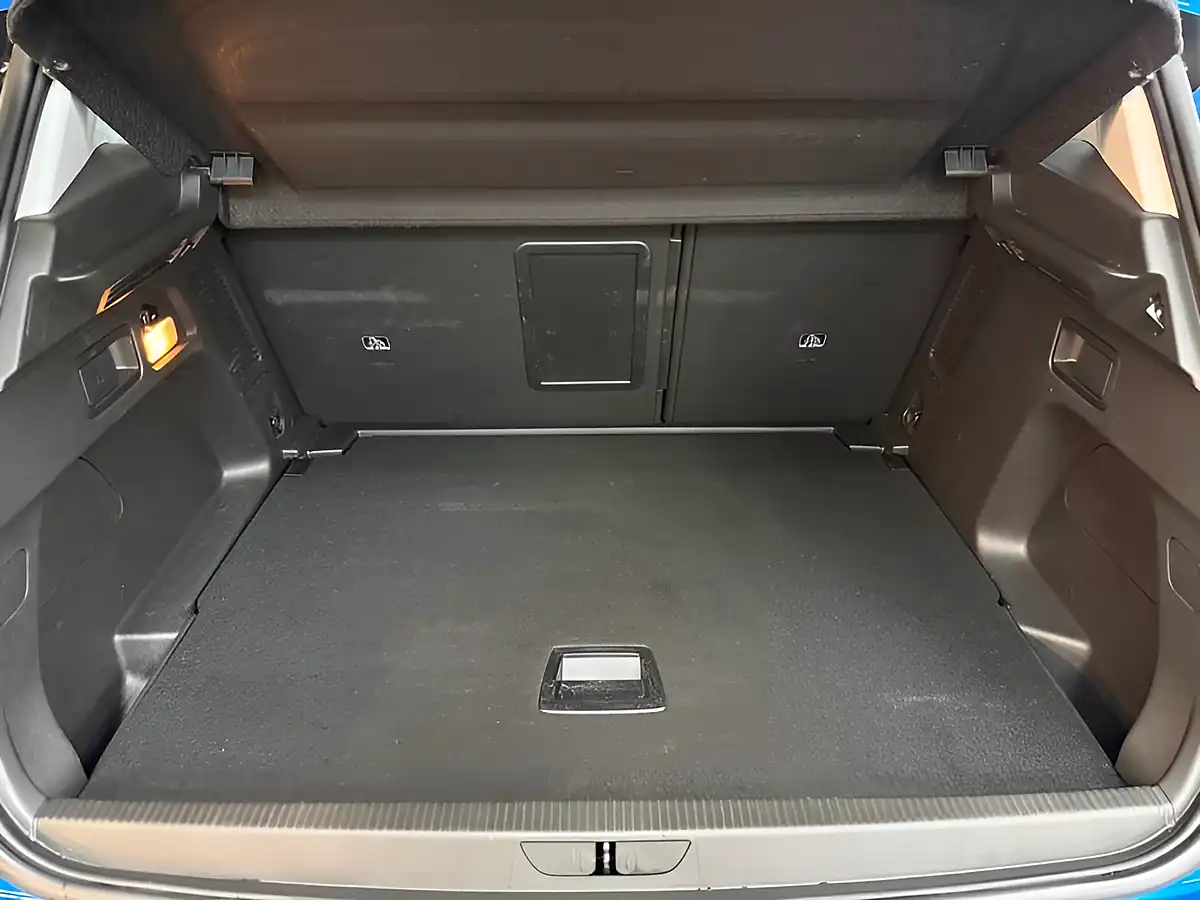 Used 2020 Vauxhall Grandland X Elite Nav Blue - Interior and Exterior details 20