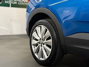 Used 2020 Vauxhall Grandland X Elite Nav Blue - Interior and Exterior details 9