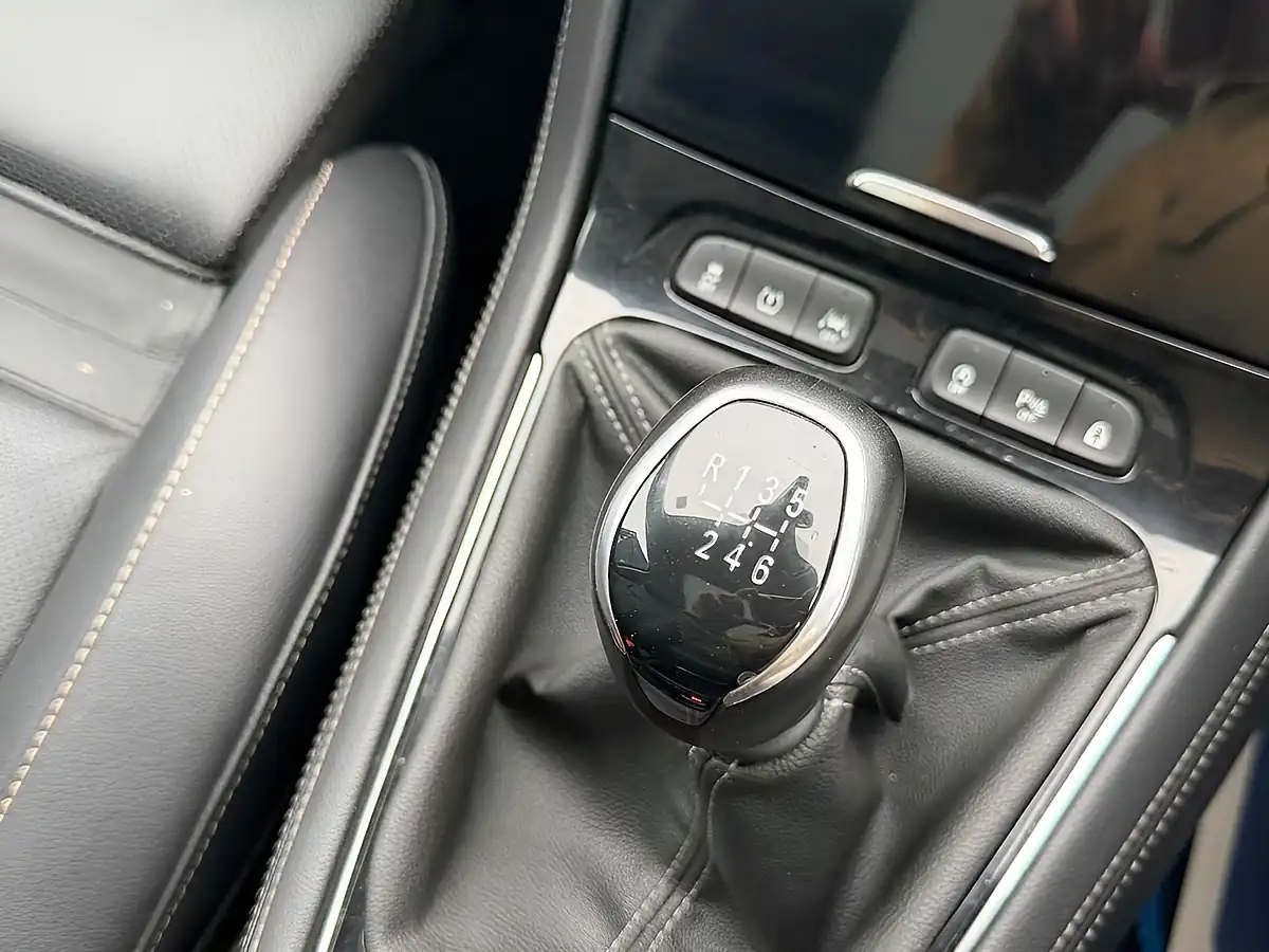 Used 2020 Vauxhall Grandland X Elite Nav Blue - Interior and Exterior details 10