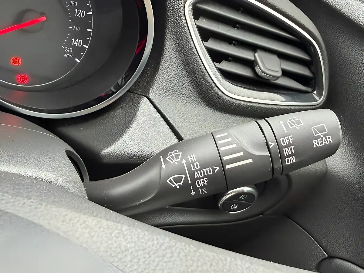 Used 2020 Vauxhall Grandland X Elite Nav Blue - Interior and Exterior details 12