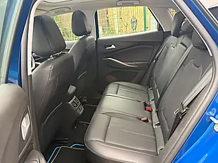 Used 2020 Vauxhall Grandland X Elite Nav Blue - Interior and Exterior details 13