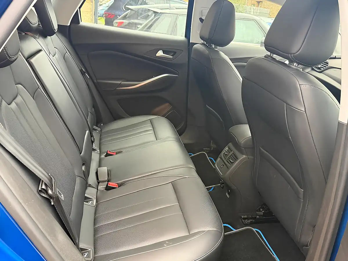 Used 2020 Vauxhall Grandland X Elite Nav Blue - Interior and Exterior details 15