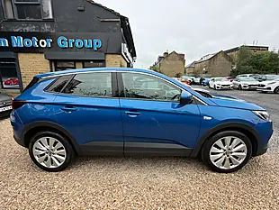 Used 2020 Vauxhall Grandland X Elite Nav Blue - Interior and Exterior details 8