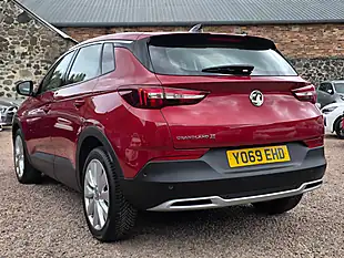 Used 2020 Vauxhall Grandland X Elite Nav Dark Ruby Red Metallic - Interior and Exterior details 16