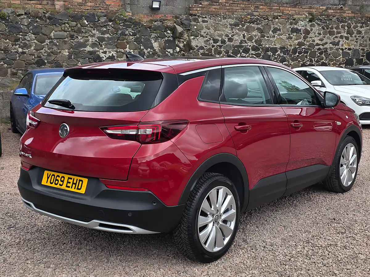 Used 2020 Vauxhall Grandland X Elite Nav Dark Ruby Red Metallic - Interior and Exterior details 19