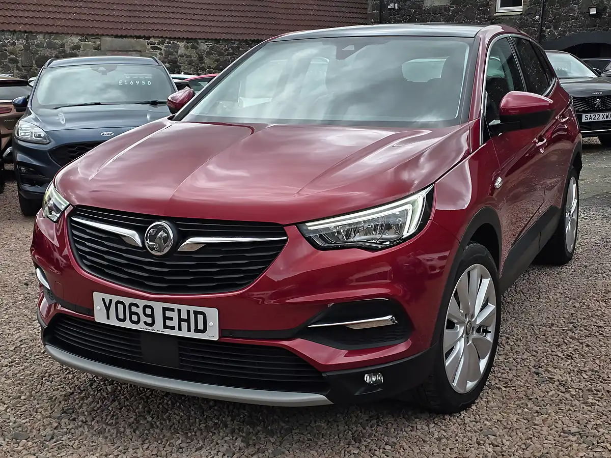 Used 2020 Vauxhall Grandland X Elite Nav Dark Ruby Red Metallic - Interior and Exterior details 5