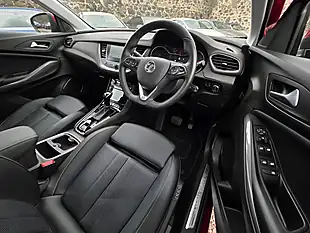 Used 2020 Vauxhall Grandland X Elite Nav Dark Ruby Red Metallic - Interior and Exterior details 8