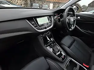 Used 2020 Vauxhall Grandland X Elite Nav Dark Ruby Red Metallic - Interior and Exterior details 11