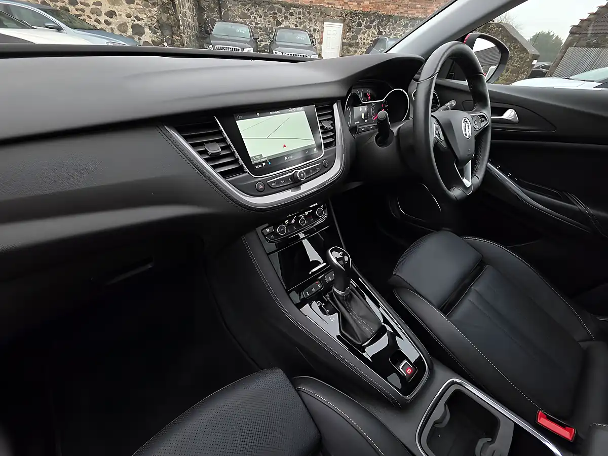 Used 2020 Vauxhall Grandland X Elite Nav Dark Ruby Red Metallic - Interior and Exterior details 11