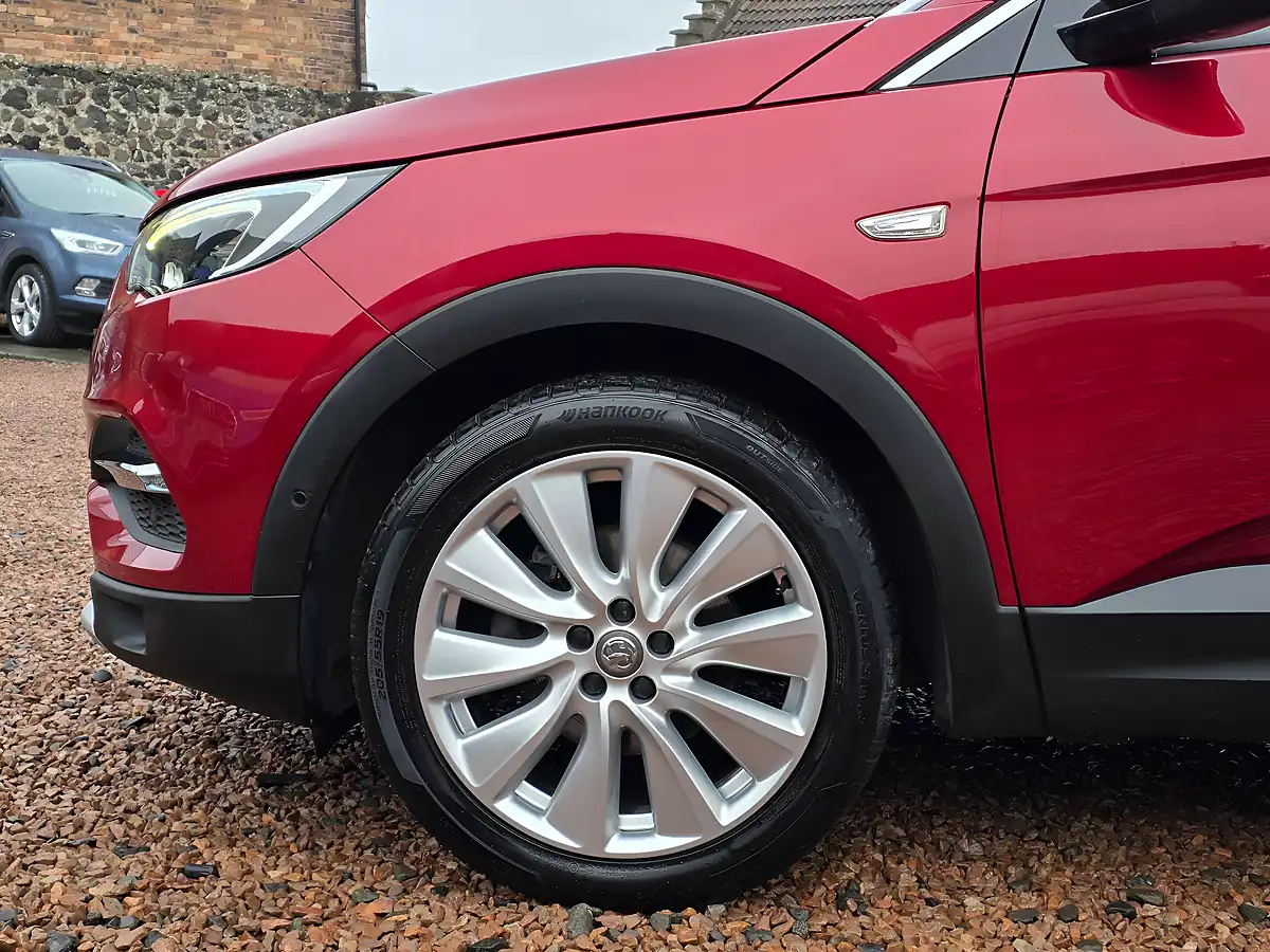 Used 2020 Vauxhall Grandland X Elite Nav Dark Ruby Red Metallic - Interior and Exterior details 15
